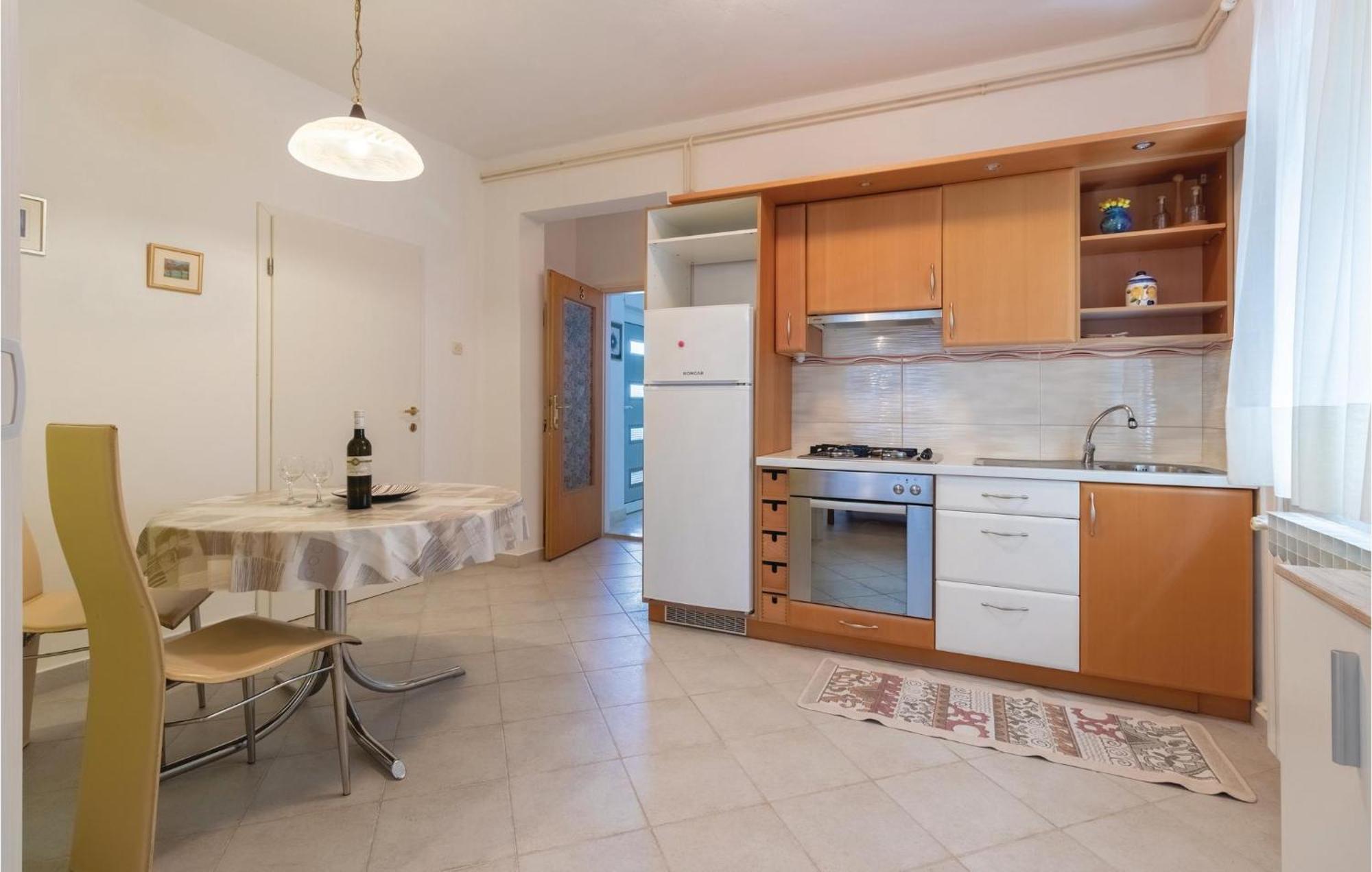 Nice Apartment In Zadar With Kitchen Ngoại thất bức ảnh