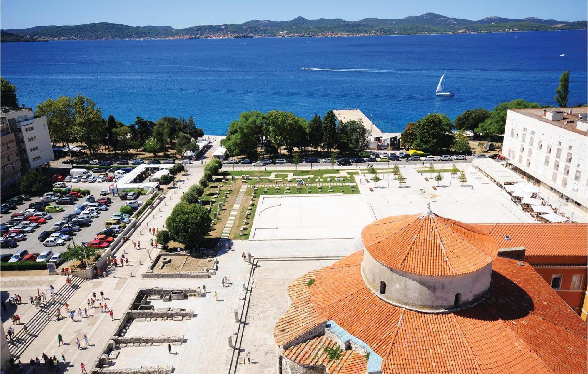 Nice Apartment In Zadar With Kitchen Ngoại thất bức ảnh