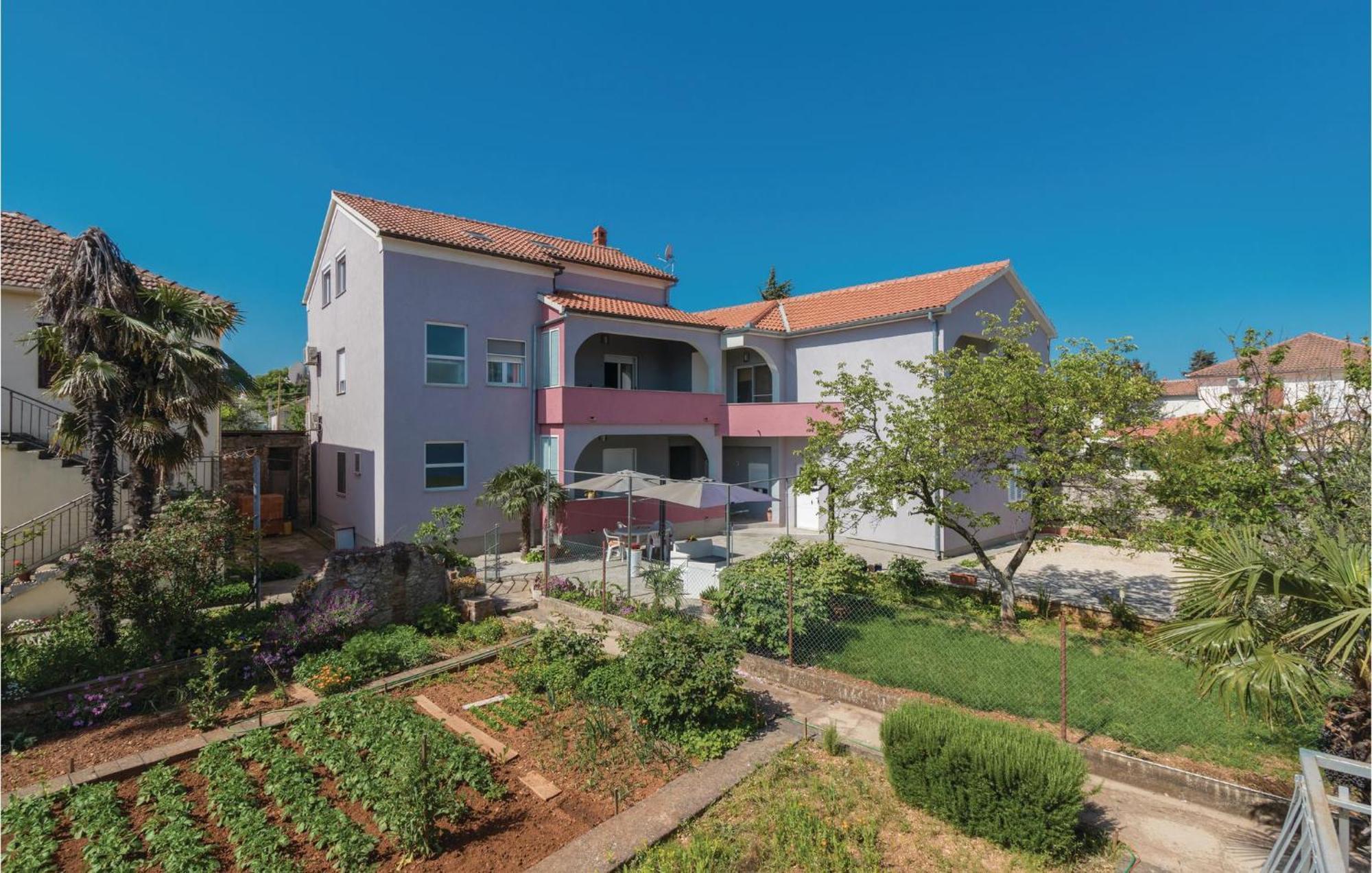 Nice Apartment In Zadar With Kitchen Ngoại thất bức ảnh